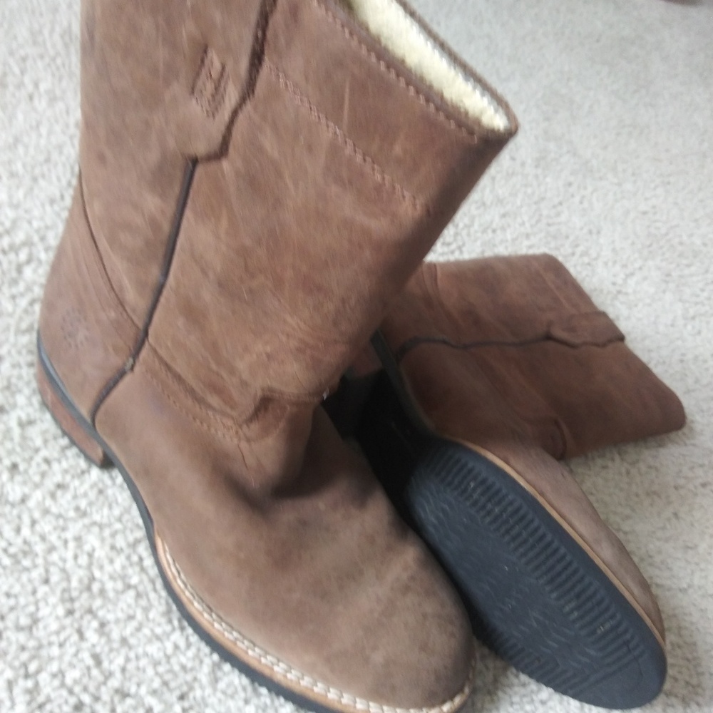 Boots - Picture 2 of 2